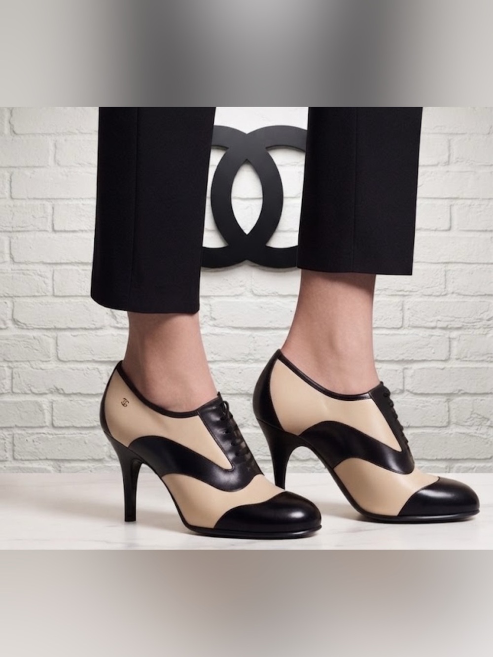 Rare Authentic Chanel luxury designer signature striped heels fit sz 8.5